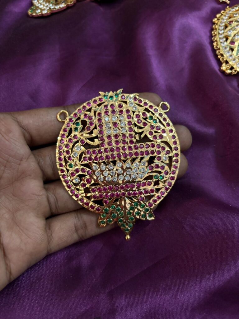 Lingam Diety Jewel